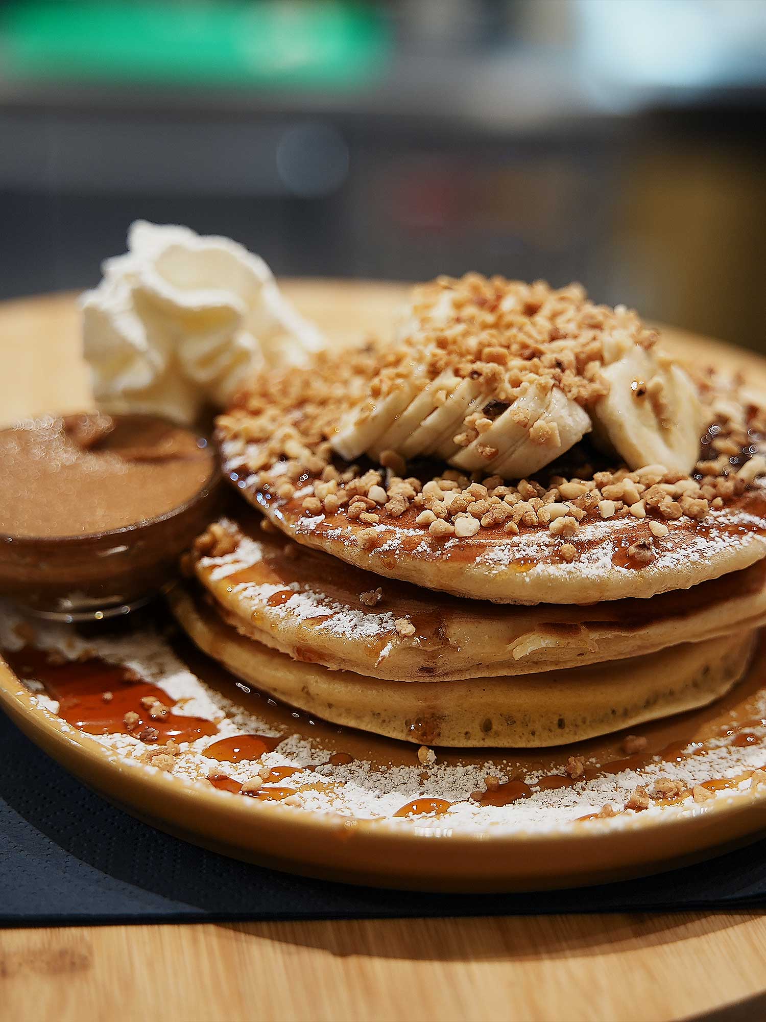 Peanut's - Pancakes, Caramel, Banane, Brésilienne de noisette, Crème montée vanille